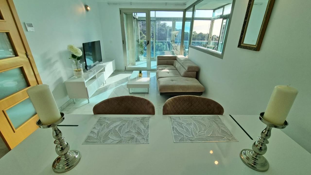 Skyline 14 Large And Sunny All-Day Balcony With Stunning Sea Views Бенідорм Екстер'єр фото