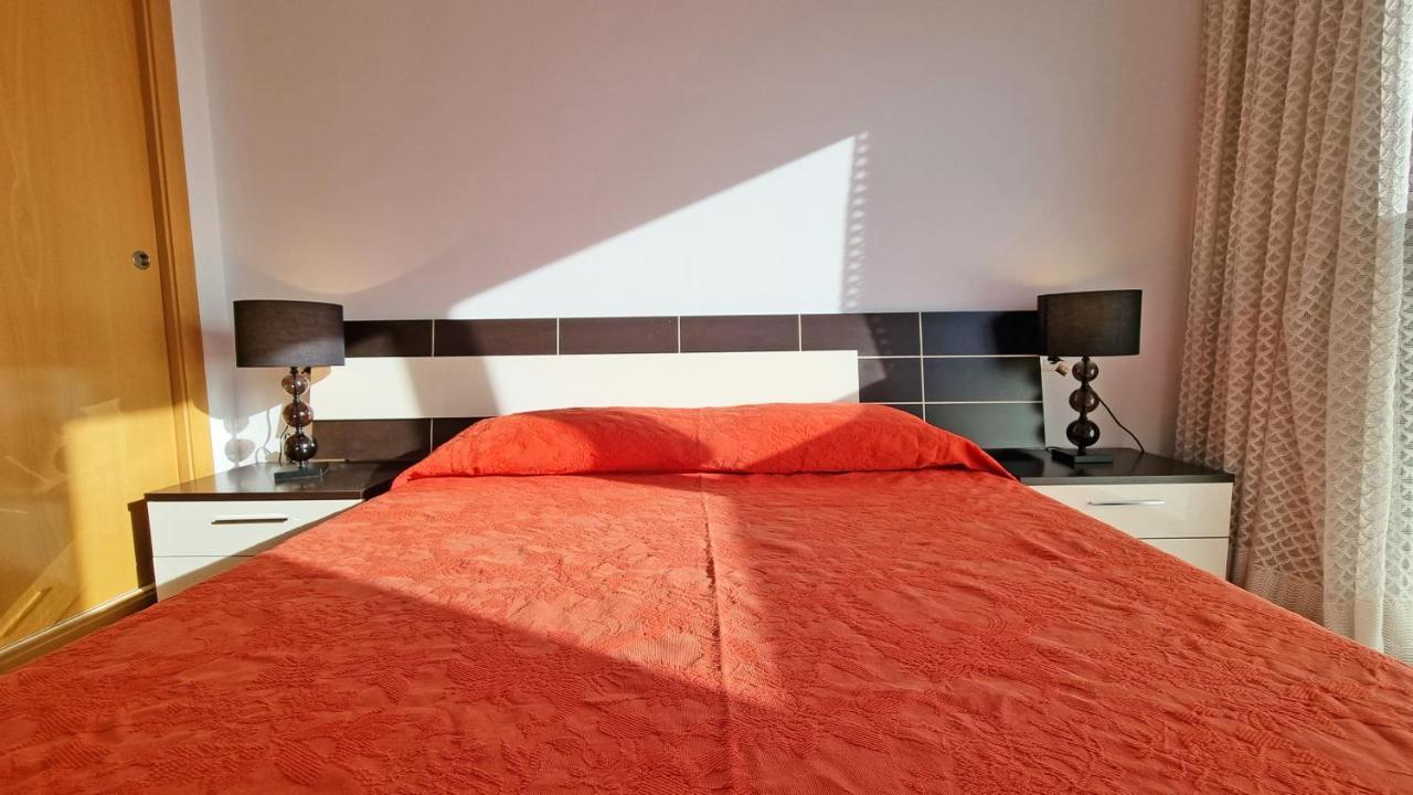 Skyline 14 Large And Sunny All-Day Balcony With Stunning Sea Views Бенідорм Екстер'єр фото