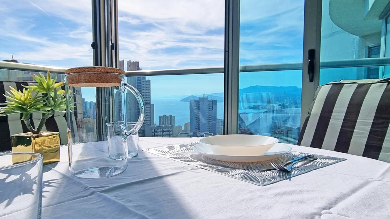 Skyline 14 Large And Sunny All-Day Balcony With Stunning Sea Views Бенідорм Екстер'єр фото
