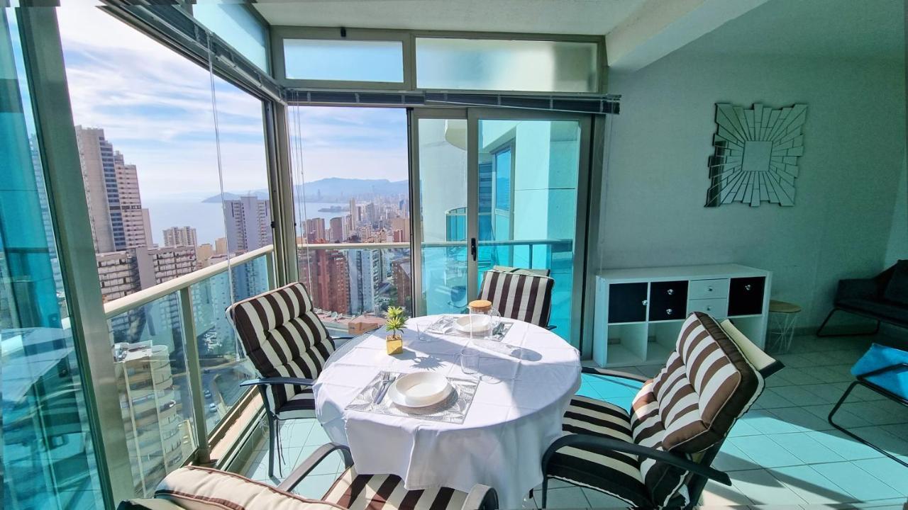 Skyline 14 Large And Sunny All-Day Balcony With Stunning Sea Views Бенідорм Екстер'єр фото